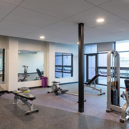 Modern 1Br Apt With Skywalk To Fiserv, Rooftop, And Parking Milwaukee Exteriér fotografie